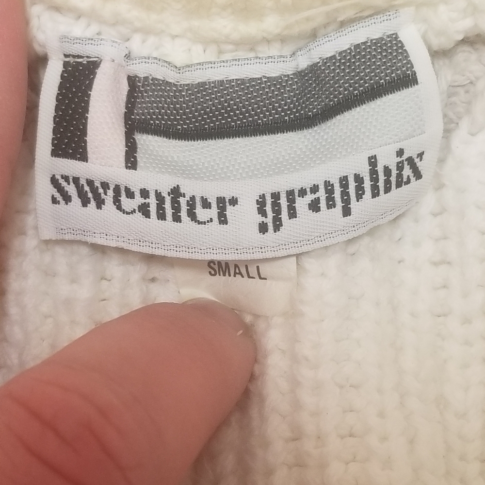 Sweater - Picture 3 of 3
